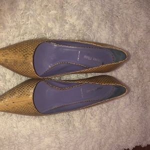 Vintage hardly worn Miu Miu snake skin pumps